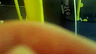 i enjoy mature candid foot play in hidden spots