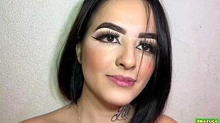 Duda pimentinha, the hottest brazilian pornstar, cums hard in this scene 😍