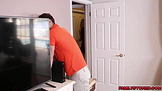 Thanksgiving Hardcore Fuckfest with Sierra Nicole and Monster Cock Action Unmissable