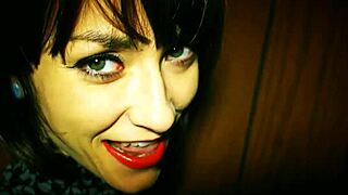 adalynnx teases with buttplug