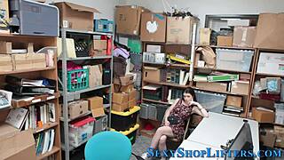 Busty Teen Amateur Caught Giving Blowjob And Cumshot On Tits