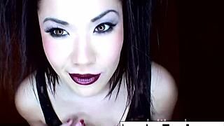 Video: Big Tits Asian London Keyes Masturbates on the Floor in Puba