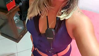 I love showing my hairy big ass on webcam for Rodrigo's promotion call.