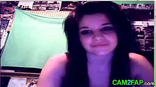 Watch This Teen 18+ Masturbate On Webcam - Free Porn Video!