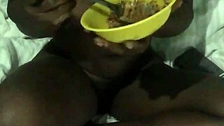 I Inserted All My Fingers Into The Tight Pussy Until I Creampied It!