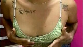 Ts Angelique Smoking Hot While Cumming in Tight Jeans Shorts