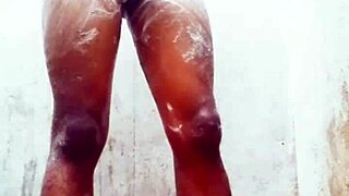 A gay story unfolds with everyday experiences and connections in the community