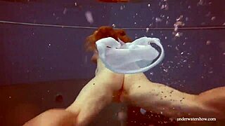 Big Tits Redhead Melisa Darkova Shows Booty