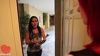 Siri Pornstar Pounds Sinn Sage's Pussy