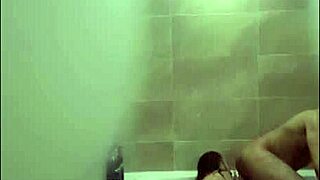 Chinese Girl Fucks And Blowjobs Her Boyfriend In Scene