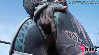 Caught while wild public sex on a ruine!