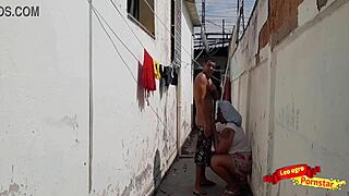 comi o cu da empregada no quintal e gozei na boca dela