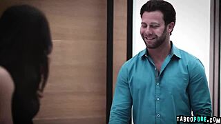 Sophia Burns Impresses With Anal Sex