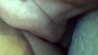 Watch bunnieandthedude in amazon fuck with sloppy blowjob and deep rimjob?