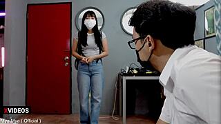 Hotel Owner Seduces The Cute Guest While Renting A Room