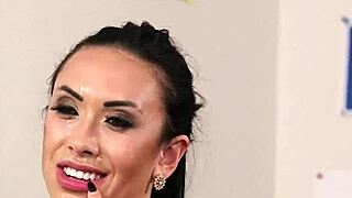 Wicked Model Swallows Every Drop of Sperm