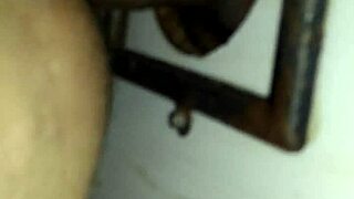 Want to see bareback fucking with a cumshot finish?