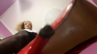 did i make you a footstool?