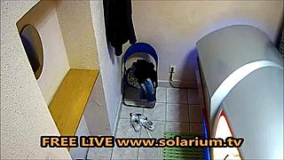 i saw milf masturbating in solarium