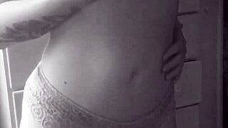 Pretty Girls Enjoying Trap Music with Big Ass and Cock