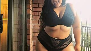 Big Boobs Bounce in Bikini Sex