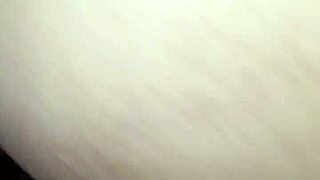 dando a buceta pro comedor?