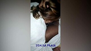 gostosas companias - após sauna enquanto uma gostosa mamava minha rola a outra me massageava e me beijava bem gostoso