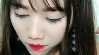 Vietnamese girl on uplive talkshow livestream with sexy asian korean webcam