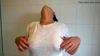 Bettie Hayward gets wet in steamy shower scene