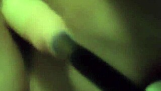 Jylynn River flows with machine masturbation