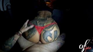 want to see what this hot one does in the car and outside - biamorenamg