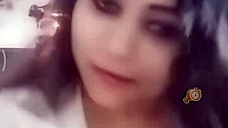 Sona bhabhi shows nipples on bigo live!