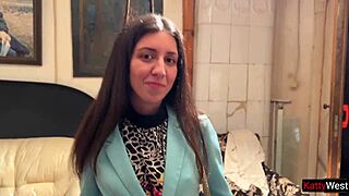 Picked Up a Girl at Theater, Banged Her in My Gallery!