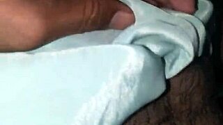 i masturbate to hot aunty reshmi