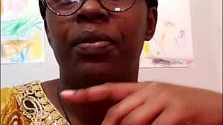 I choose sex on the sofa, rate my pussy 10!