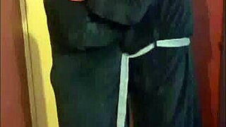 Filming Blindfolded Girlfriend During Creampie Sex!