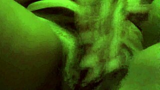 i'm playing with my pussy and fingering myself