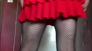 mark wright craves a good fuck up his asshole.