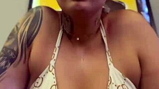 blonde tanned pussy gapes wet after gym sweat