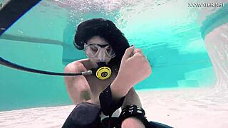 brita piskova, uh, touchin herself underwater in pool... so hot