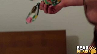 Watch avi strider blindfolded and masturbating solo!