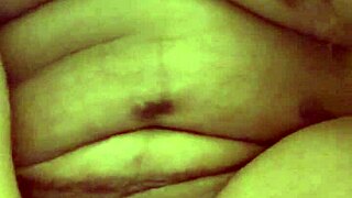 Rea Masturbates With Dildo In Shaved Pussy!