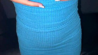 Wife divided in glory holes at swing bar 😈