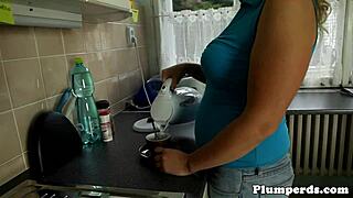 Mature Chubby Babe Facesits And Gives Bold Blowjob