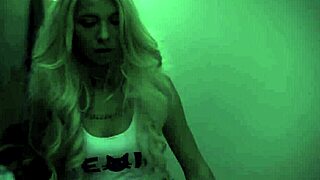 tiny kinky teen gets pussy creampied?