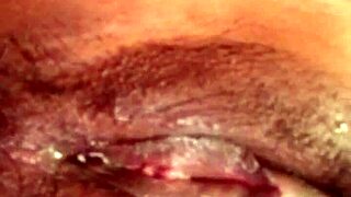 Vietnamese Babe Shows Off Intimate Goods at Midnight