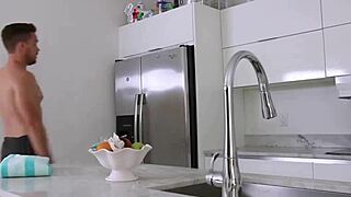 i'm craving that milf summer seduction vibe