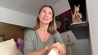 i teached pussy licking and fingering to orgasm in sex tutorial