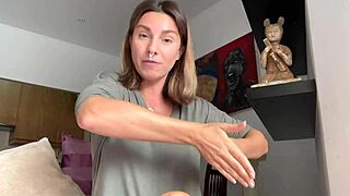 i teached pussy licking and fingering to orgasm in sex tutorial