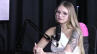 She spiced up her job and became a porn creator with hard videos - Naty Varga